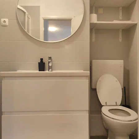 L&l 20 Minutes Walk To The Old Town Apartman Zadar